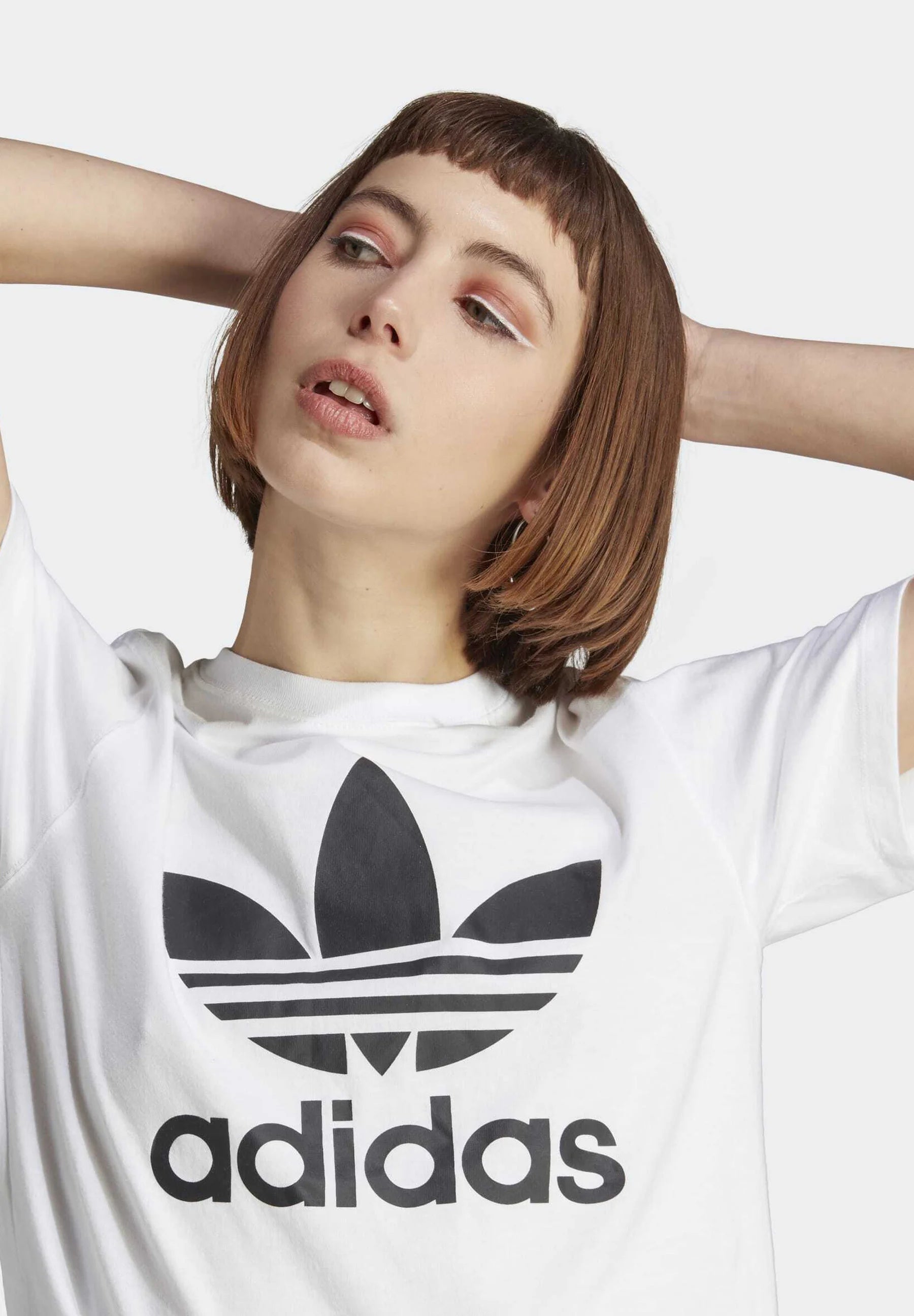 White Trefoil T-Shirt - Sohu Lifestyle