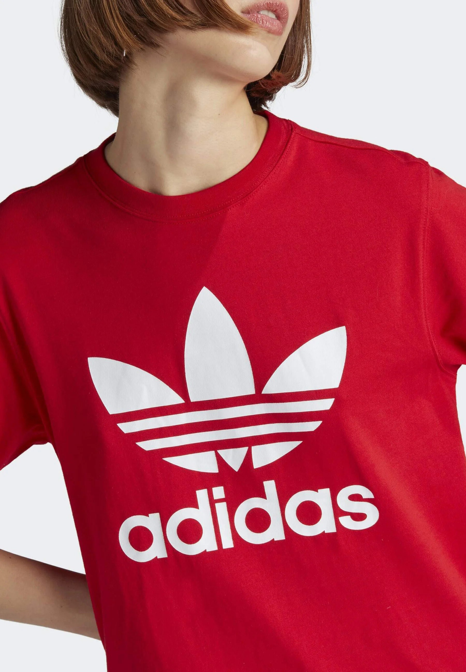Red Trefoil T-Shirt - Sohu Lifestyle