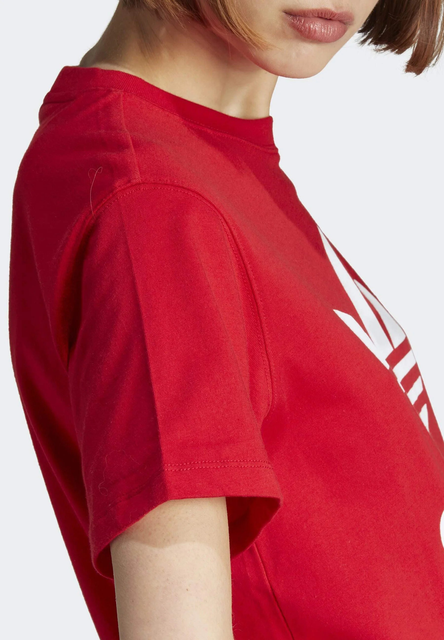 Red Trefoil T-Shirt - Sohu Lifestyle