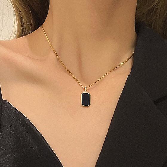 Gold Square Shine Black Stone Pendent - Sohu Lifestyle