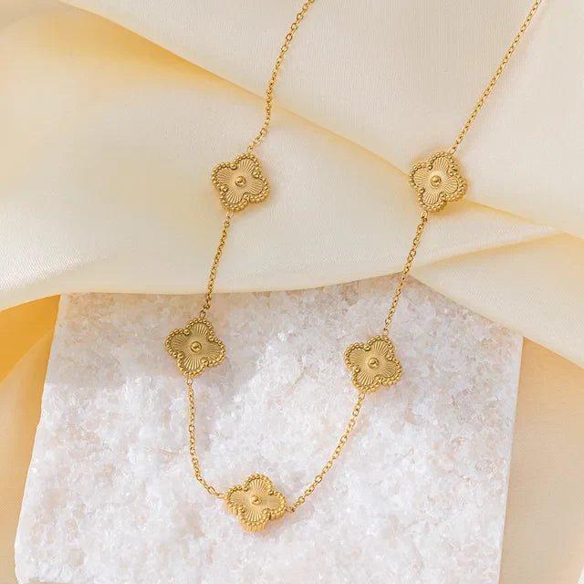 Charmed Clover Pendant - Sohu Lifestyle