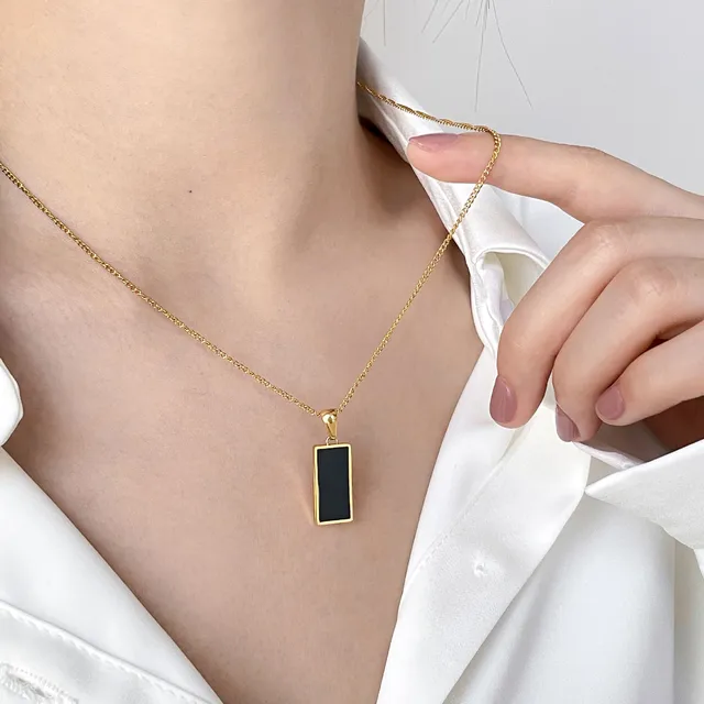 Gold Rectangle Pendent - Sohu Lifestyle