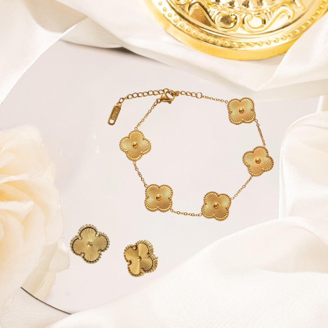 Valencia Clover Bracelet and Studs - Sohu Lifestyle