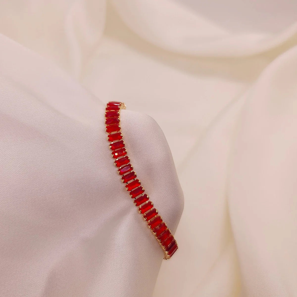 Maroon Tennis Bracelet - Sohu Lifestyle