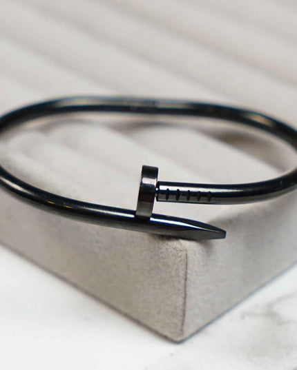 Black Premium Nail Bracelet - Sohu Lifestyle