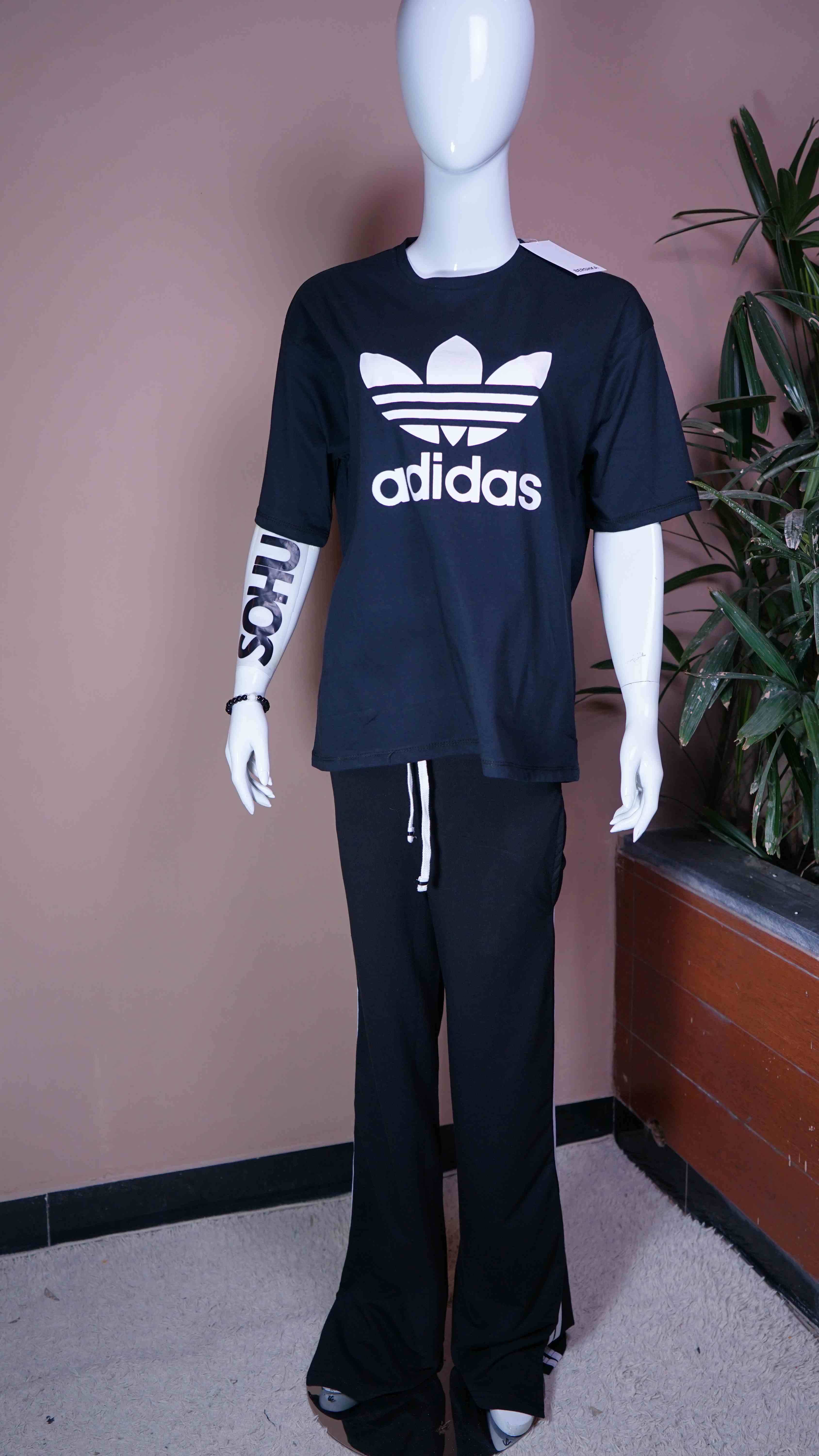 P&B Black Gossip Pants & Trifoil T-Shirt Set - Sohu Lifestyle