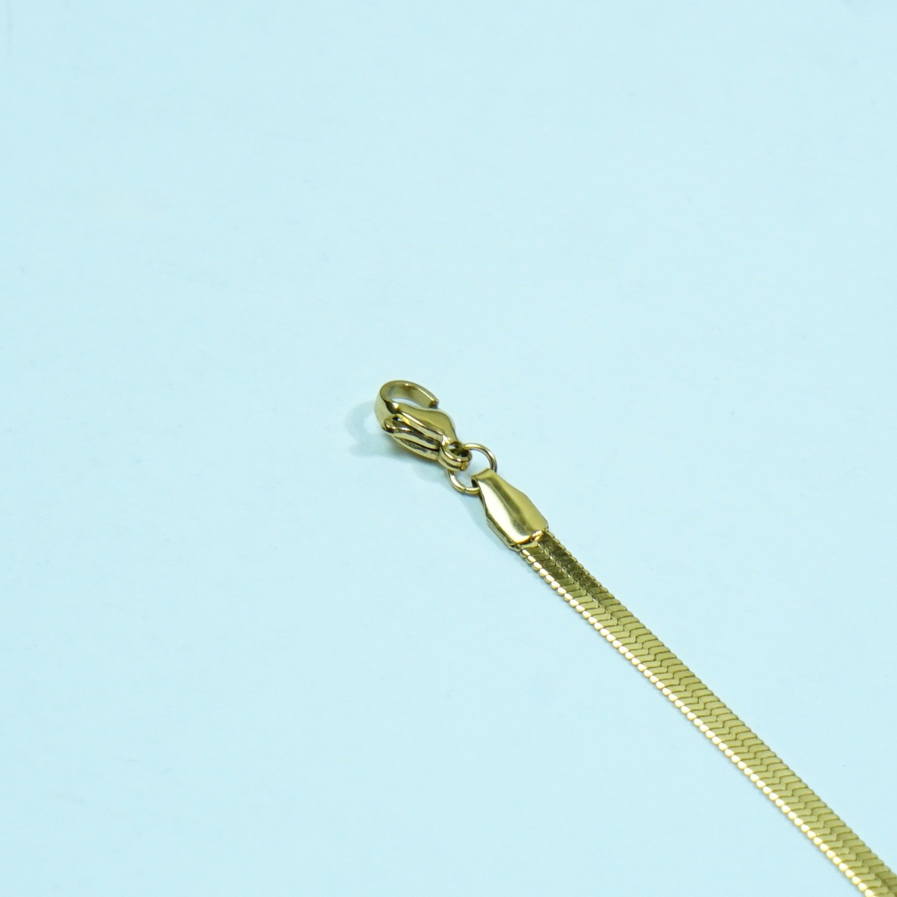 The Medusa Heritage Herringbone Bracelet - Sohu Lifestyle