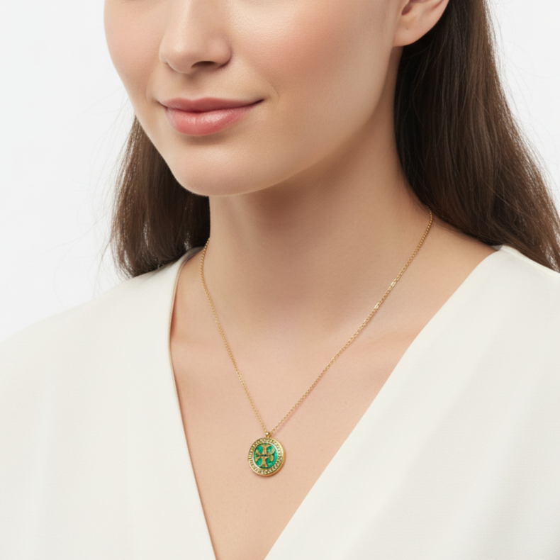 The Malachite Monogram Medallion - Sohu Lifestyle
