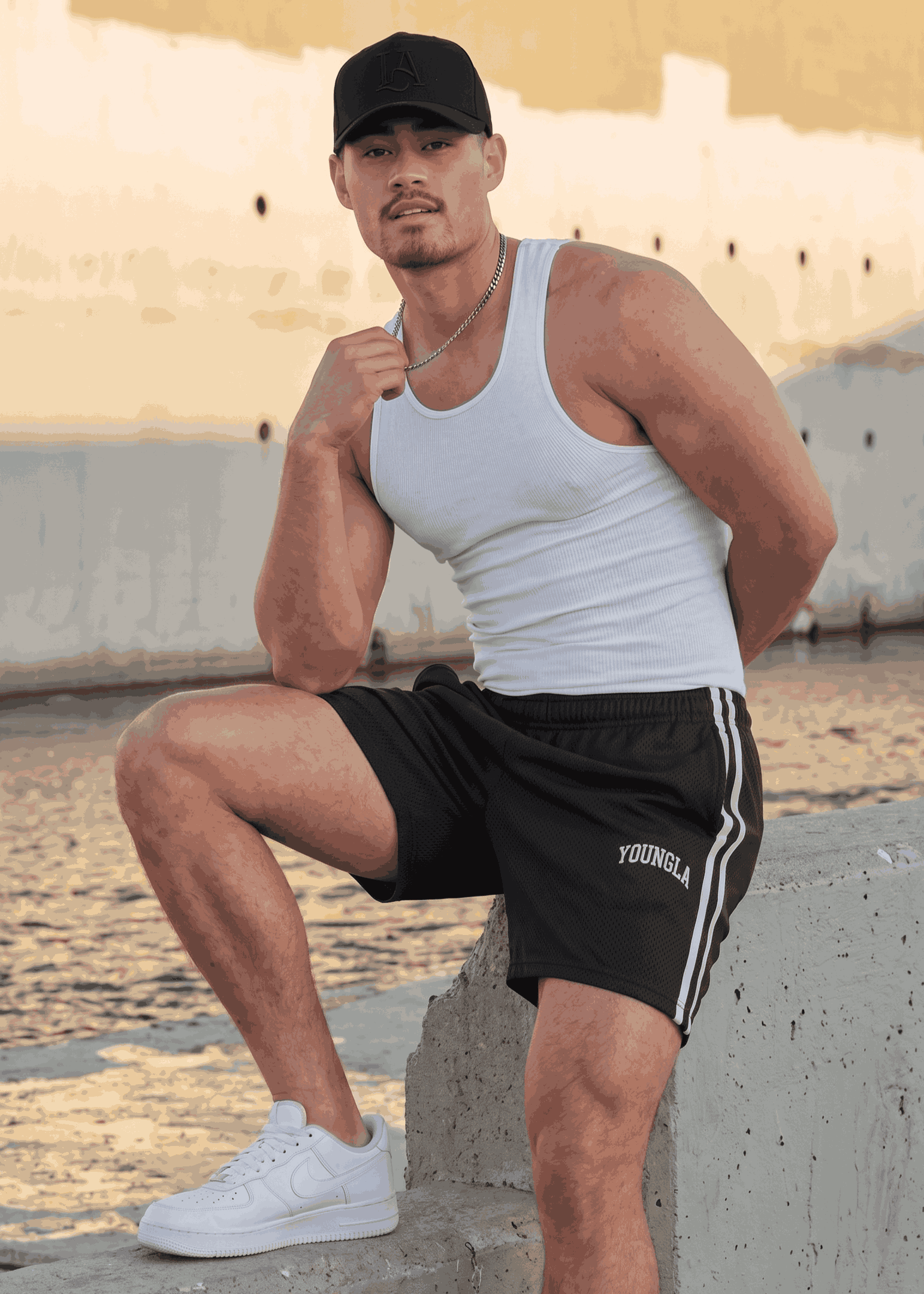 YOUNGLA Flagship Interlock Shorts (Black) - Sohu Lifestyle