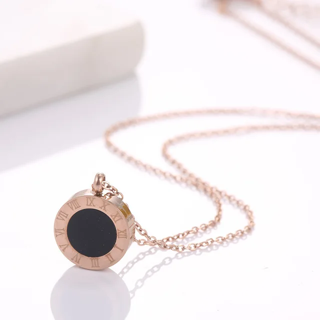 Rosegold Roman necklace - Sohu Lifestyle